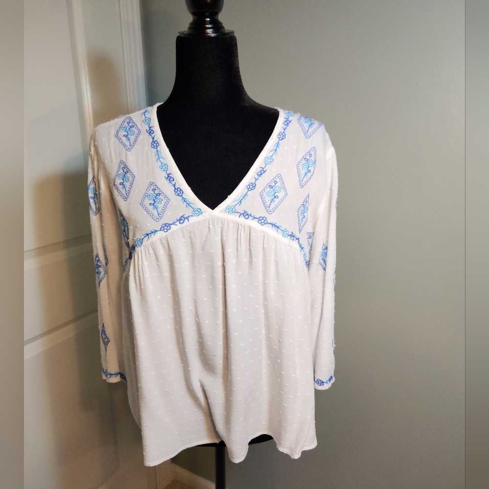 Embroidered Boho White and Blue Women's Top